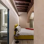 Iflat Spanish Steps Delight La Stegiosa Apartmán *